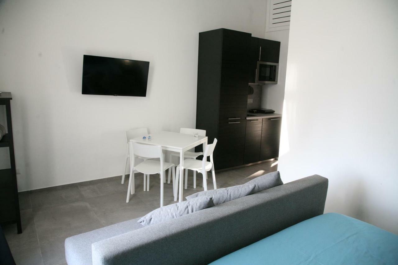 Alyssa House Napoli